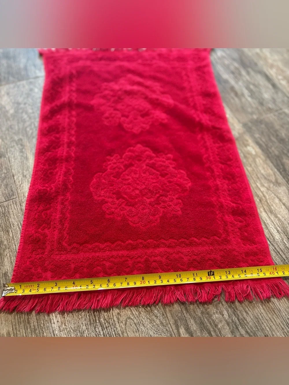 Vtg. Cannon Red Sculpted Hand Towel Fringe MCM 60s 70s 16x24”